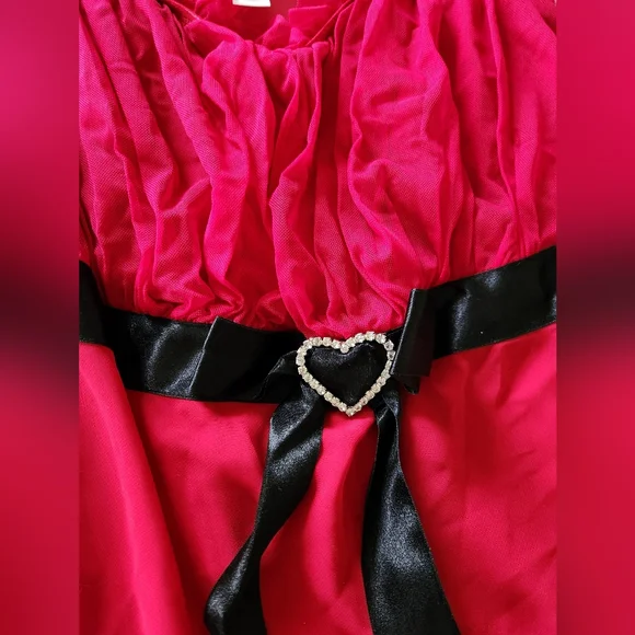 Red Lingerie - Picture 2 of 5